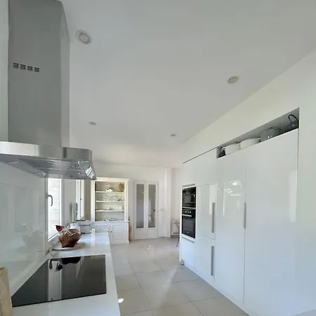 Villa Et A 50 M Piscine Proche Centre *